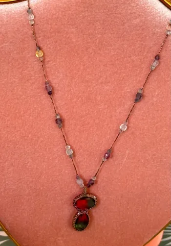 Collier habaha paris réglable perles améthyste jade et pavés roses foncés perles d’eaux