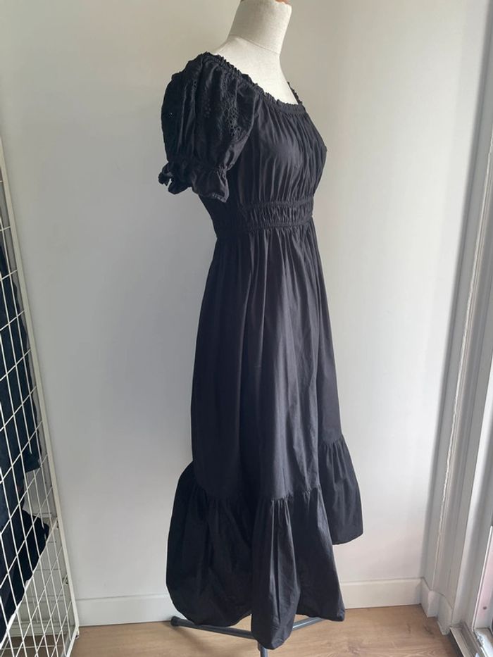 Robe noire coton broderie H&M