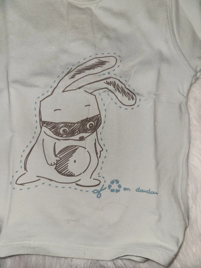 Lot tee shirt 18mois dpam - photo numéro 2