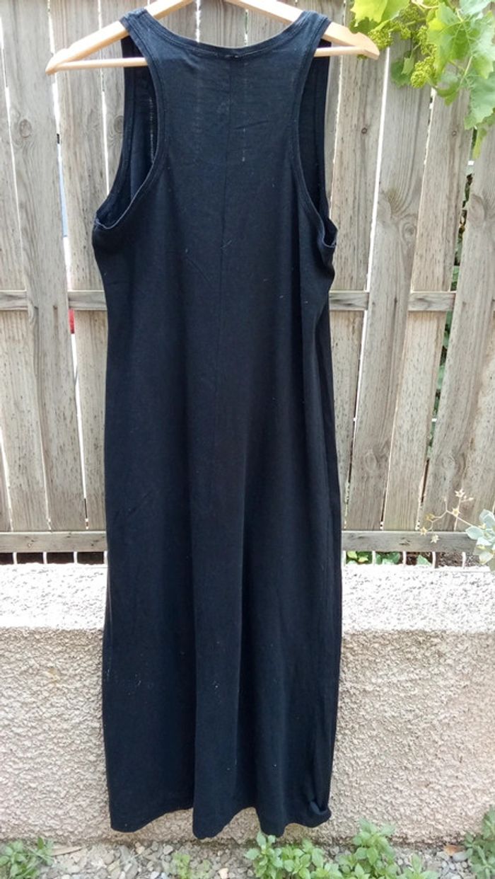 Robe noire longue - photo numéro 3