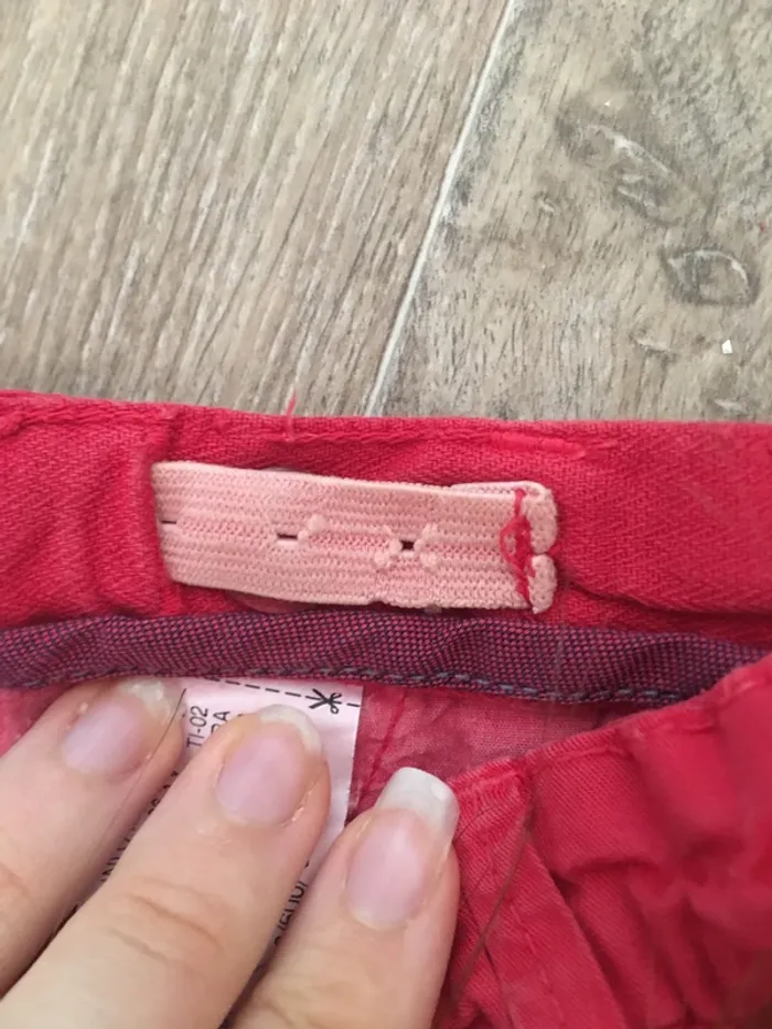 Short rouge ajustable zara 8 ans - photo numéro 4