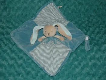 Doudou plat lapin bleu blanc Bukowski 🐰 état neuf