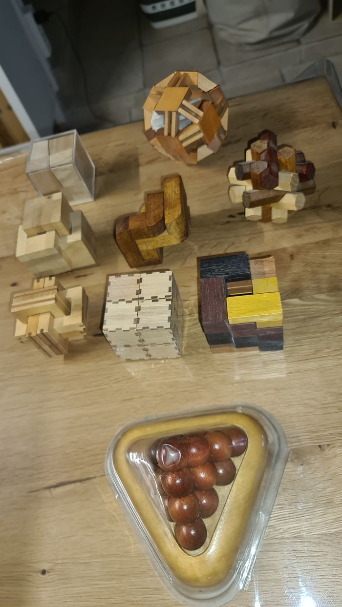 Neufs et comme neufs Lot de 9 casses têtes en bois divers - photo numéro 3