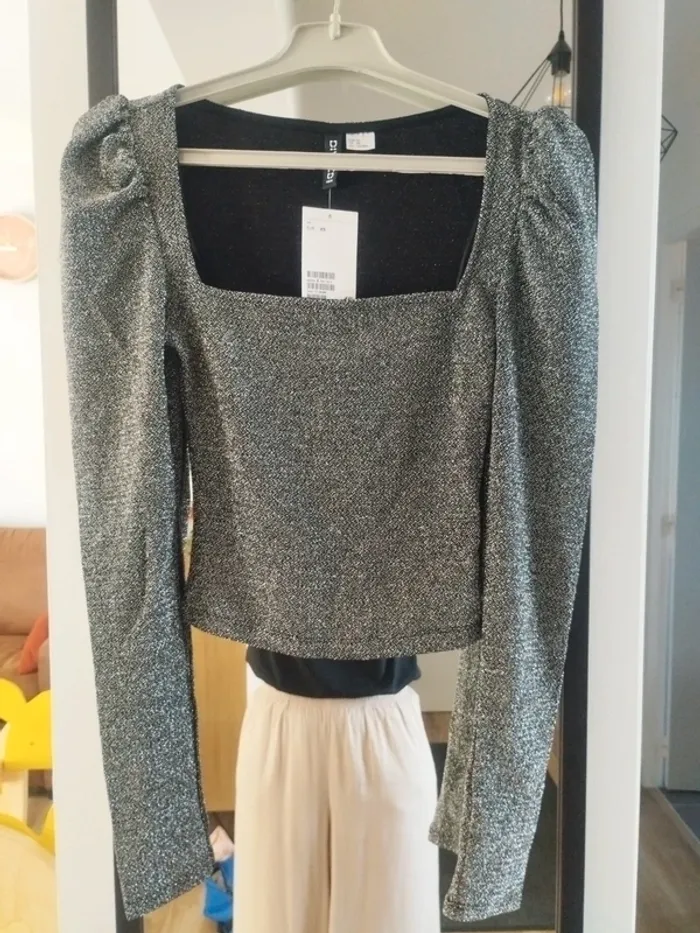 Joli top court brillant H&M neuf XS