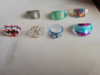 Magnifique lot 7 bagues vintage bien lire merci