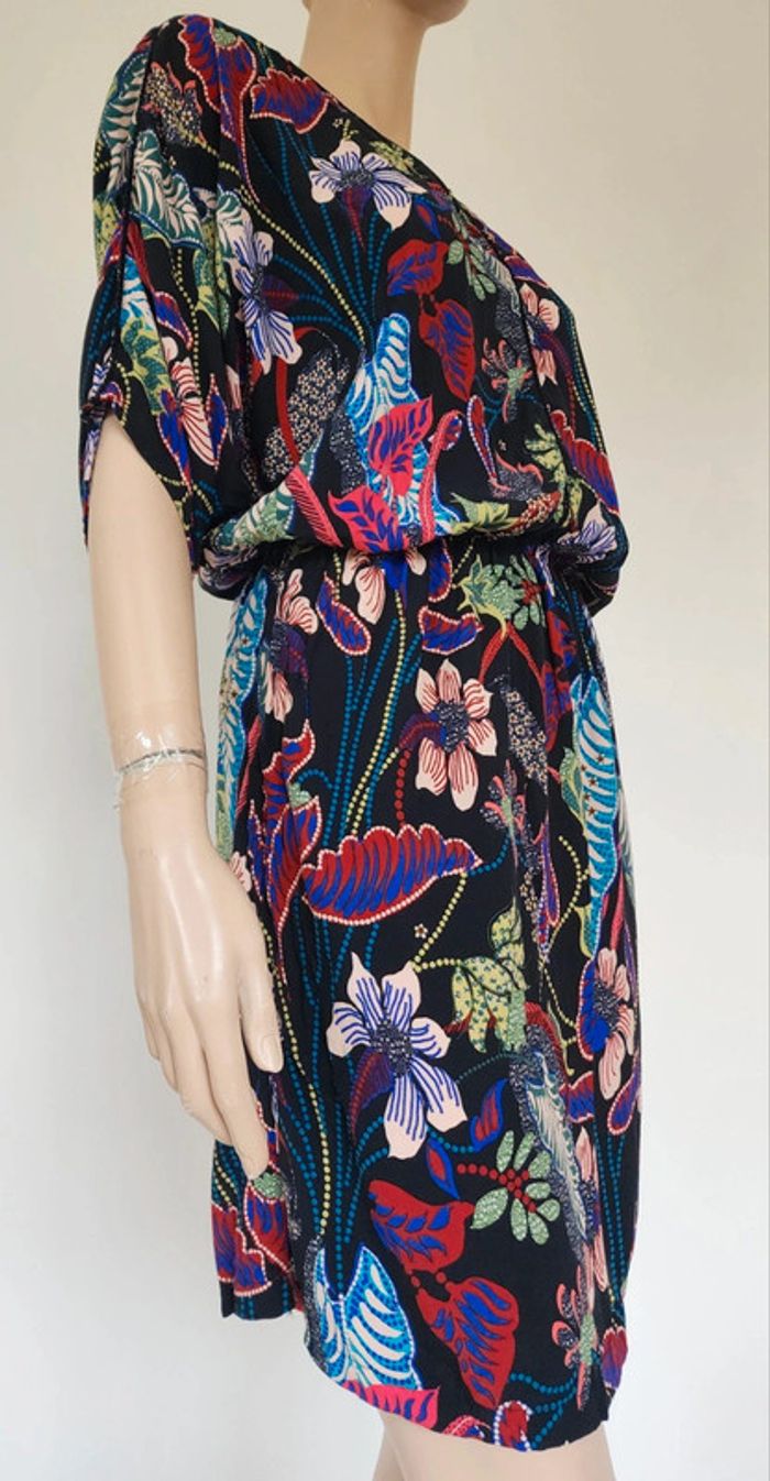 Robe noire à fleurs Promod T.38 - photo numéro 2