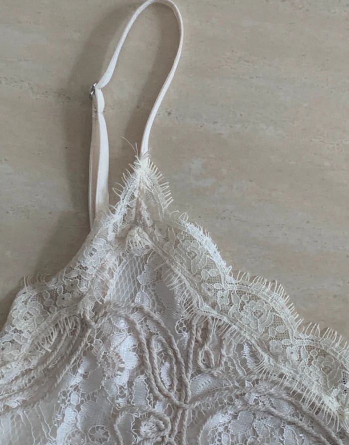 Jolie robe en dentelle Zara taille s 🍭🍭 - photo numéro 5