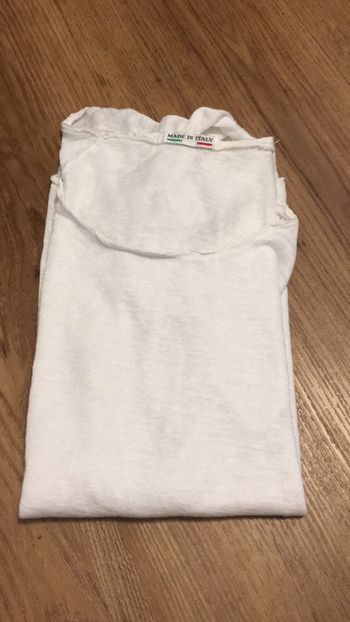 T shirt blanc -taille M - manches courtes - Neuf