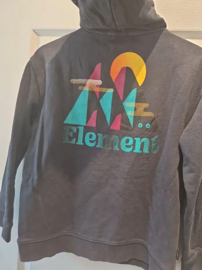 Sweat 12 ans élément très bon etat - photo numéro 6