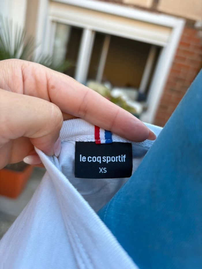 T shirt le coq sportif - taille XS/34 - en très bon état - peu portée - photo numéro 3