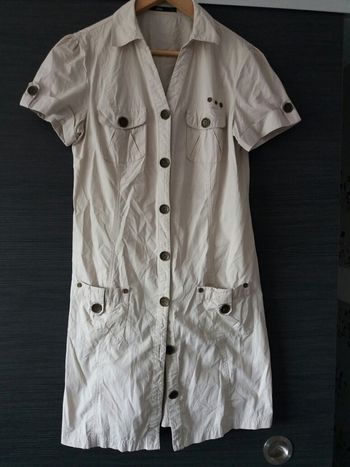 Robe blouse beige taille 40