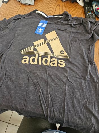 Tee shirt addidas