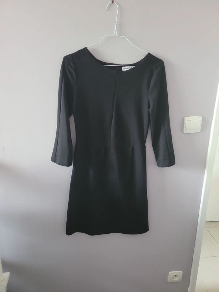 Robe noir dos dentelle taille 1 Women Only