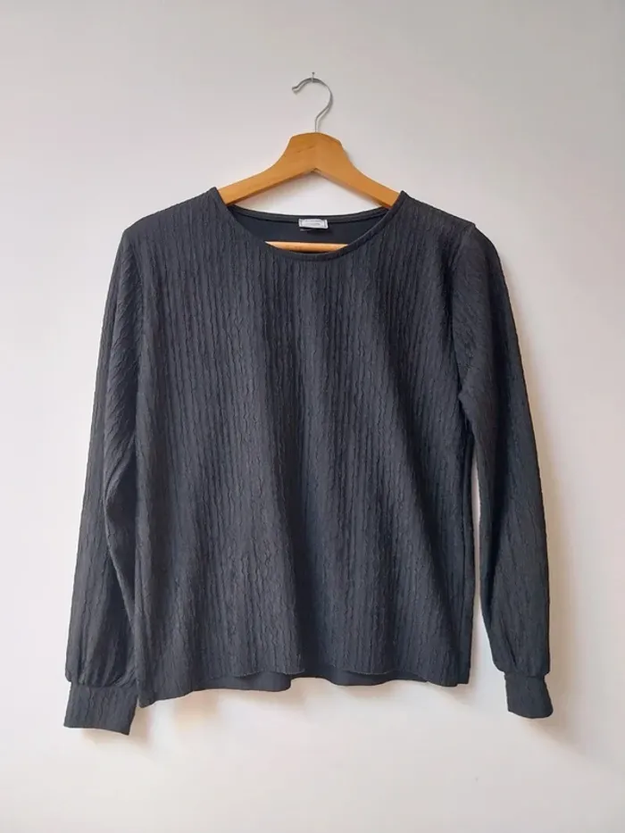 Haut noir texturé à manches longues Pimkie S