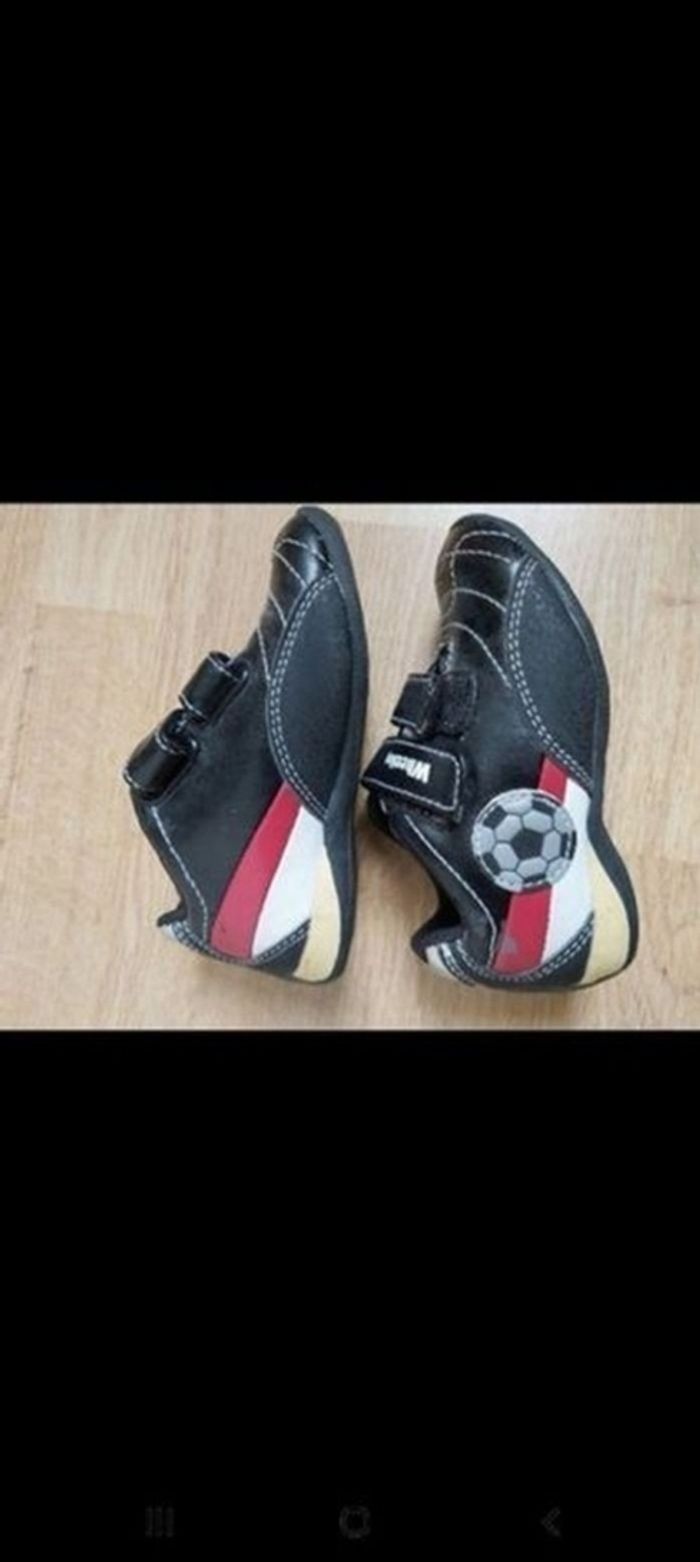 Basket Pointure 22 - photo numéro 5