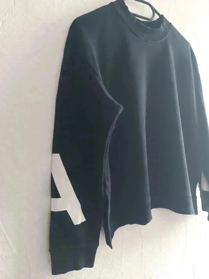 Sweat Noir avec Détails Blancs Taille S - photo numéro 3