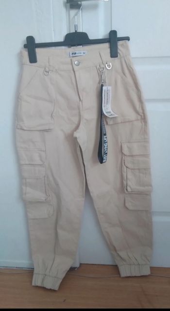 Pantalon cargo FBSister