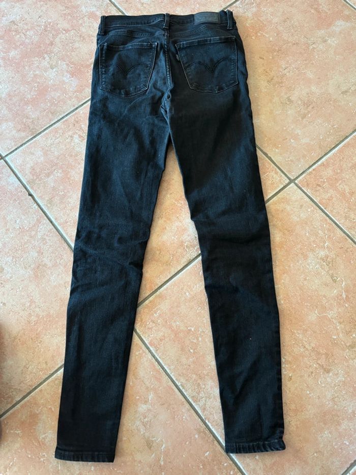 Jean levis 720 noir - photo numéro 2