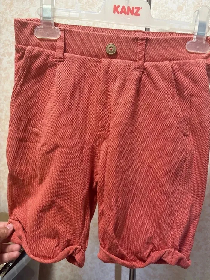 Short taille 10ans marque kiabi - photo numéro 2