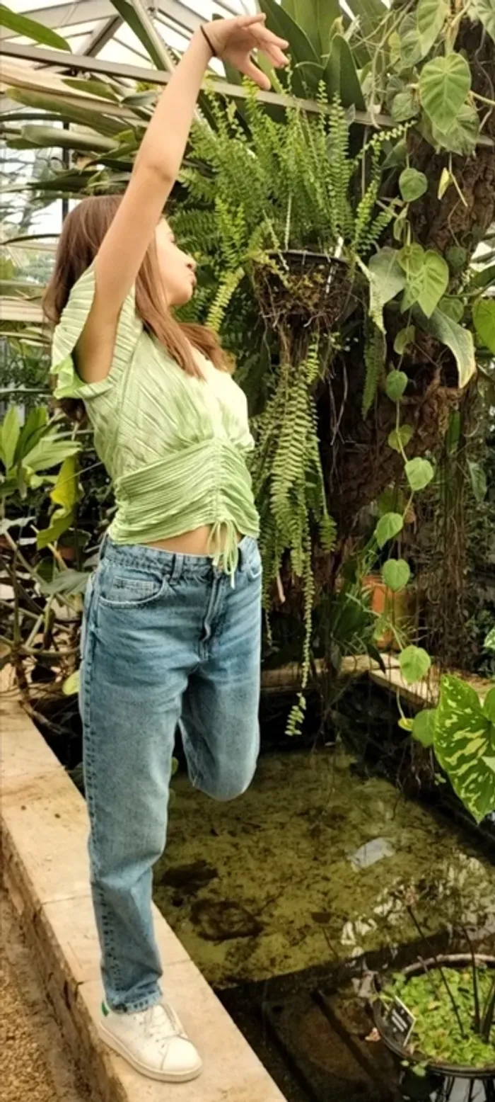 Jean mom Bershka 36 - photo numéro 6