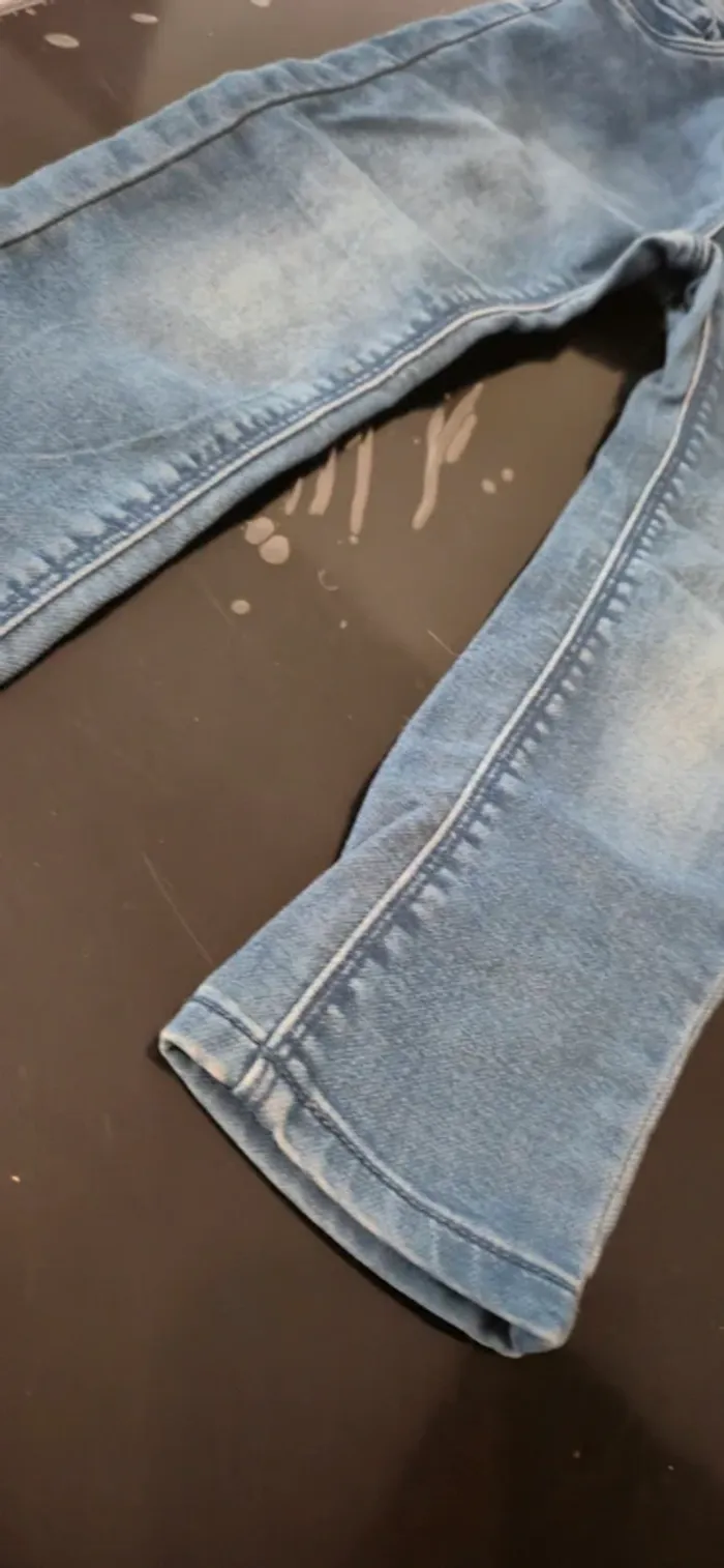Jeans Kiabi 36 mois - photo numéro 2