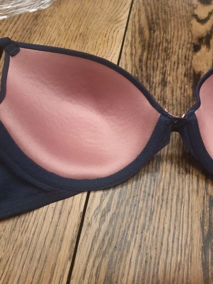 Soutien gorge bleu  Hunkemöller 95B eu 80B - photo numéro 13