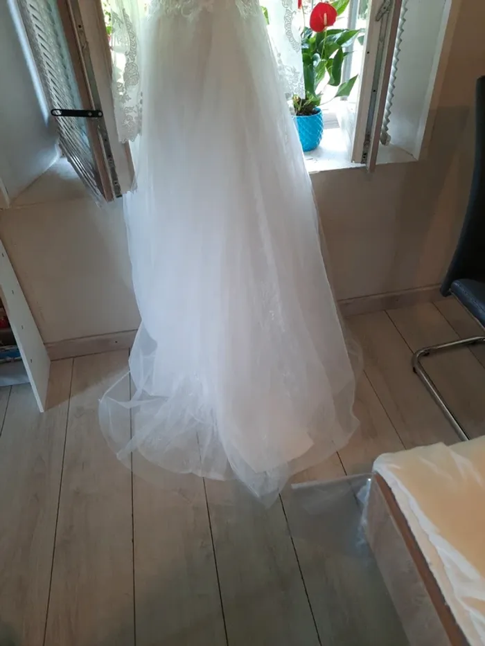 Robe de mariée - photo numéro 2
