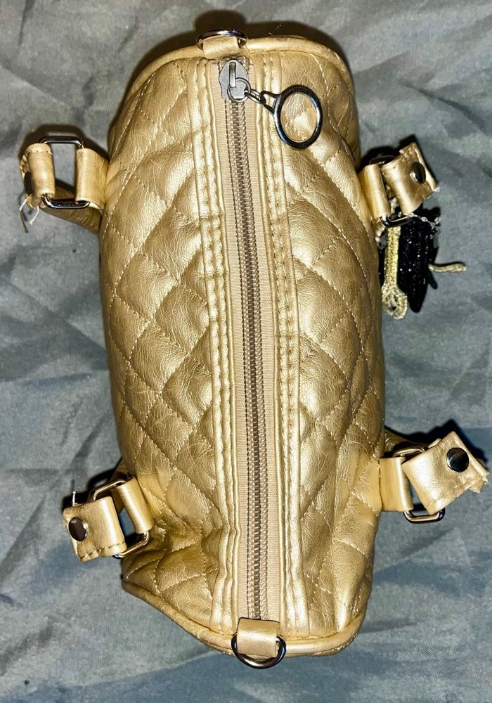 Sac à main doré matelassé avec accessoires - Très bon état - photo numéro 8