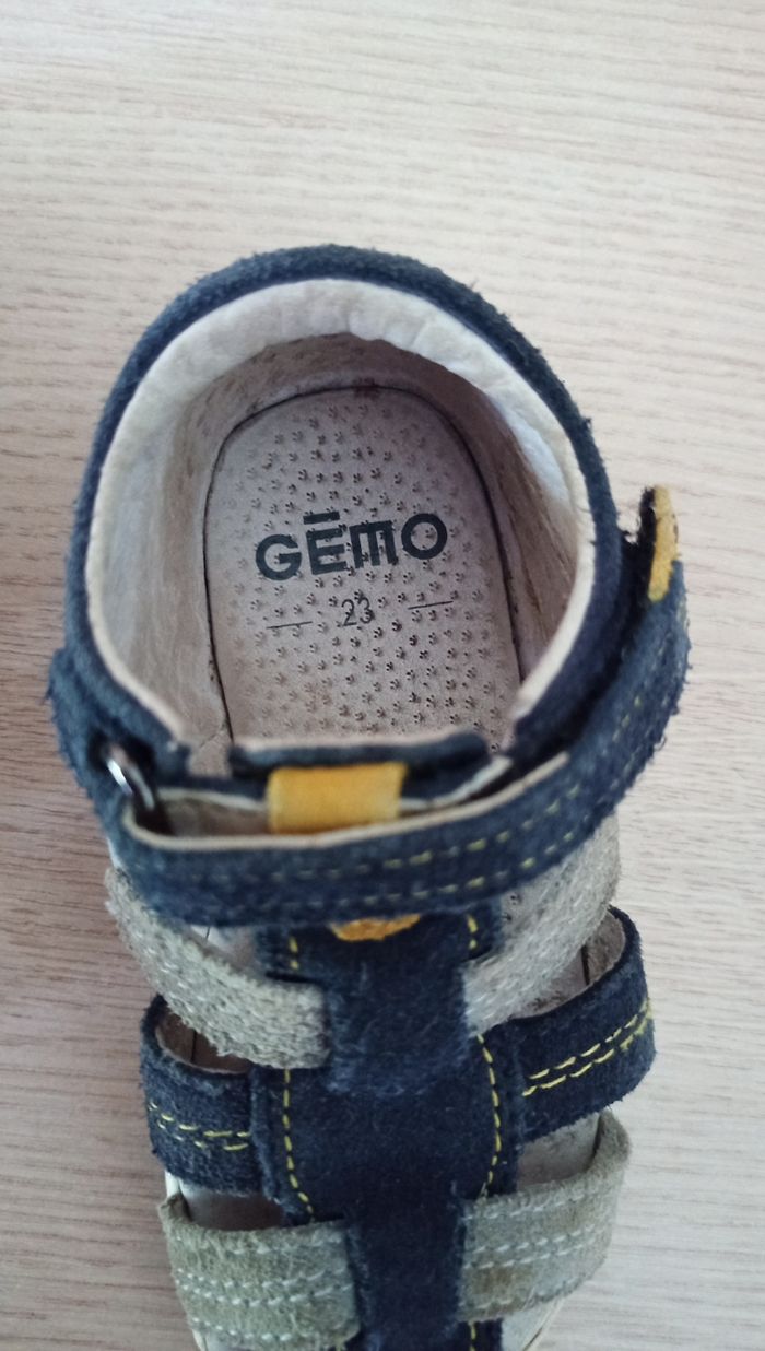 Sandales Gémo bleu et grise à scratch taille 23/24 - photo numéro 2