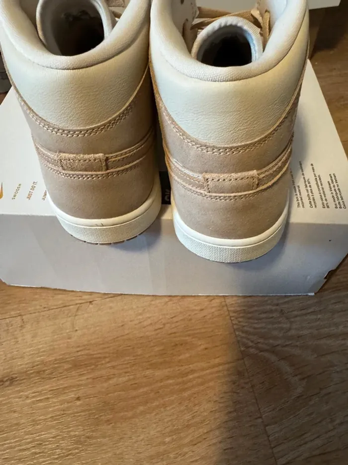 Baskets sneakers montantes Nike air Jordan - photo numéro 6