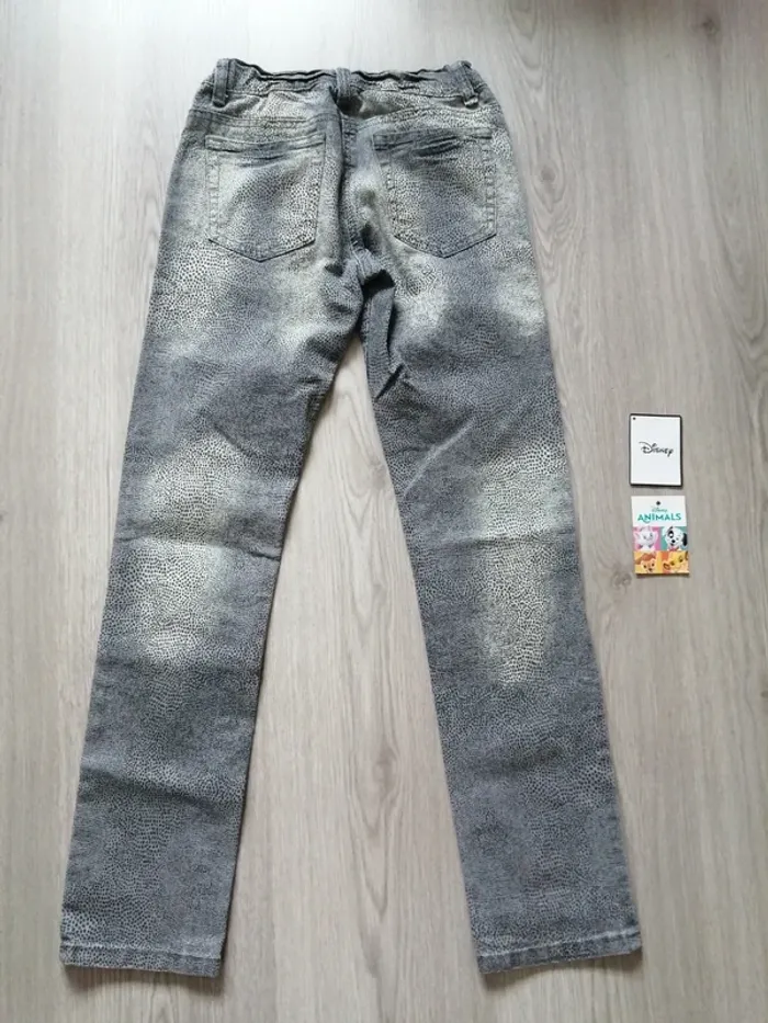 Jeans gris délavé à effet moucheté / on the town / (10ans) - photo numéro 2