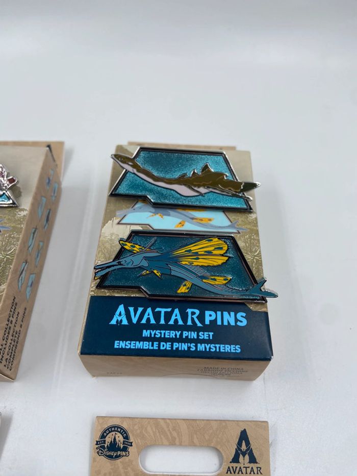 Set complet 8 Pin's Disney Parks Avatar Pandora Way of Water - Édition Mystère - photo numéro 4