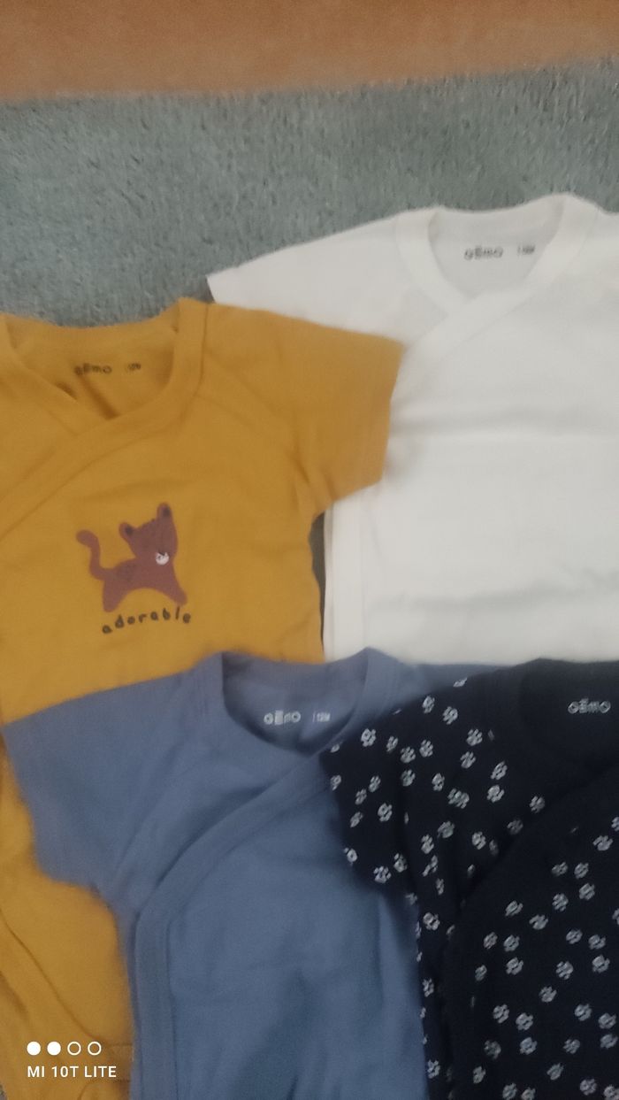 Lot Bodys neufs - photo numéro 4