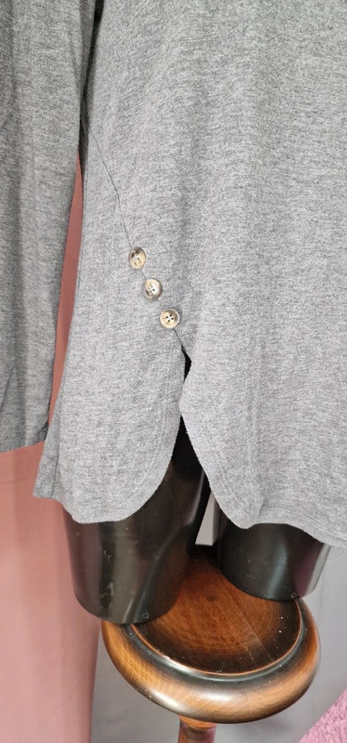 Pull léger gris - photo numéro 3