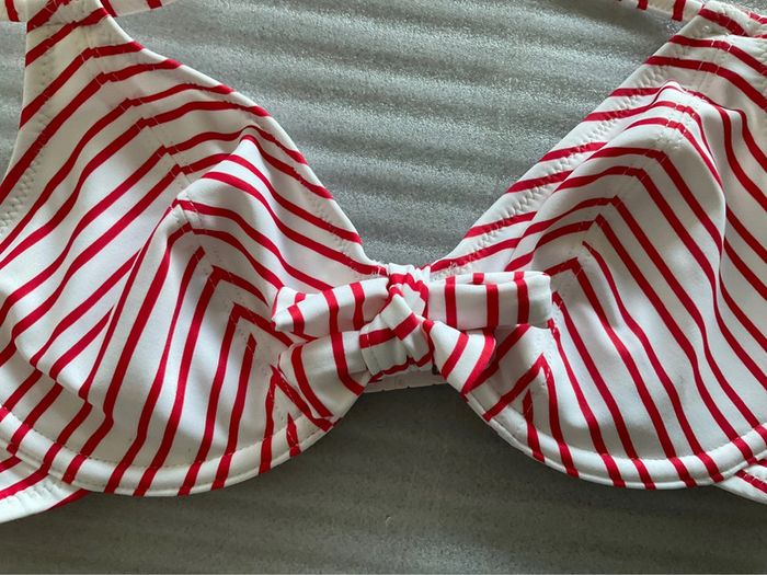 Haut maillot rouge et blanc Freya neuf - photo numéro 3