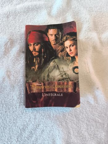 Livre pirate des Caraïbes