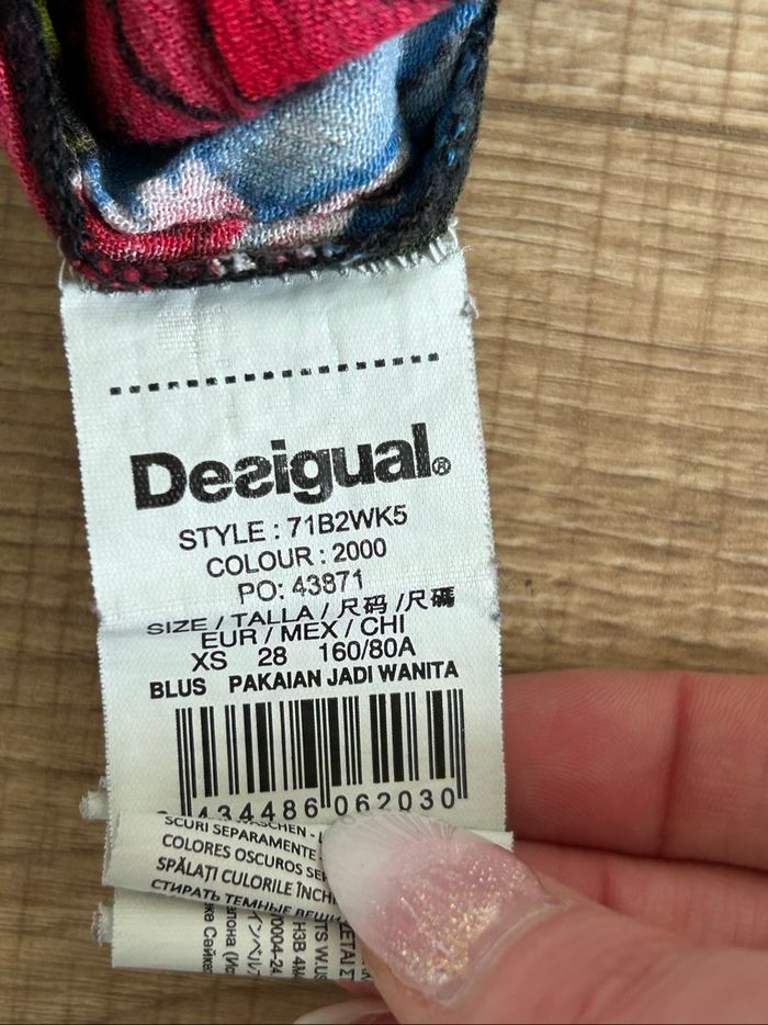 Blouse noire et fleurie à manches longues Desigual taille XS bon état - photo numéro 10