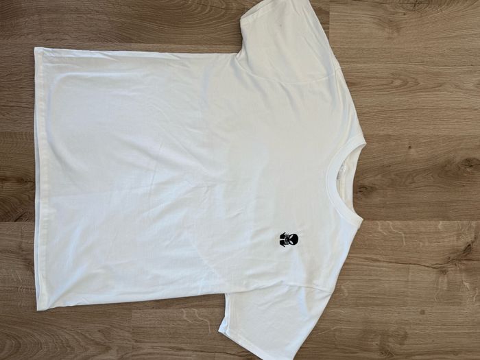 Teeshirt avec broderie JUL - photo numéro 2