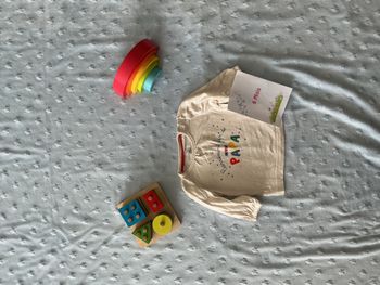 teeshirt blanc manches longues inscription devant 6 mois mots d'enfants