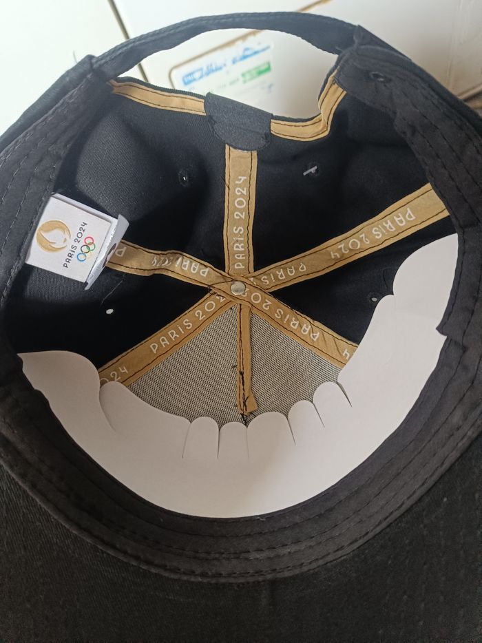 Casquette - photo numéro 2