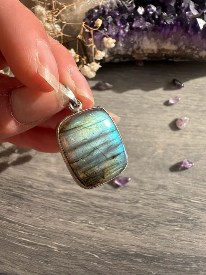 Pendentif en labradorite véritable de Madagascar – Pierre naturelle - photo numéro 8