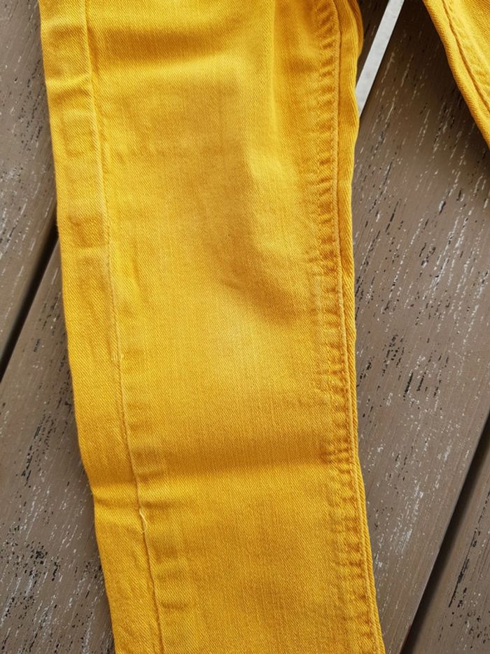 Jeans moutarde 2 ans - photo numéro 3