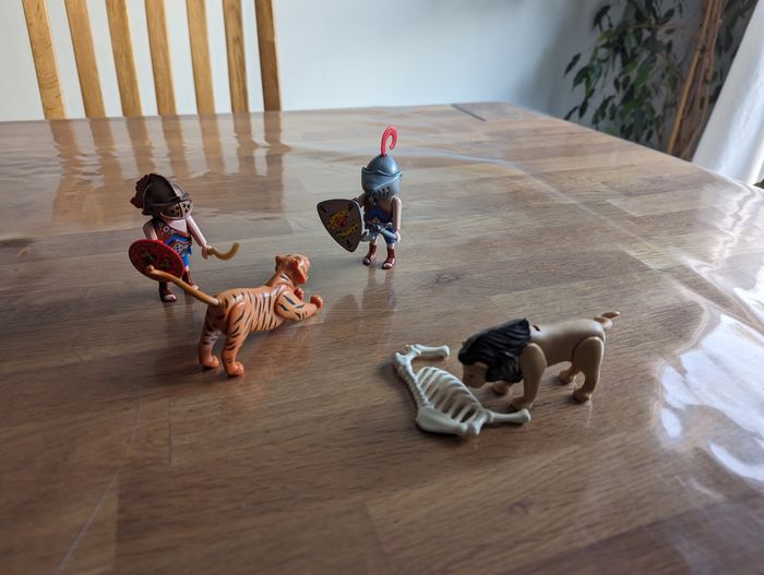 Lot de 2 Gladiateurs avec animaux Playmobil - photo numéro 2