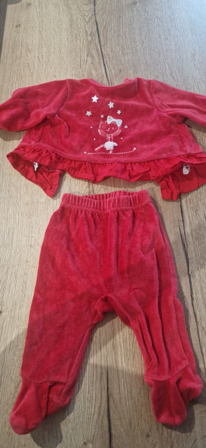 Lot pyjama - photo numéro 2