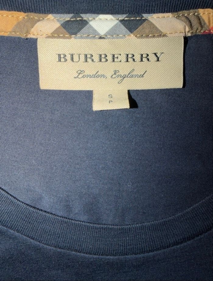 T-shirt Burberry bleu marine taille S - photo numéro 4