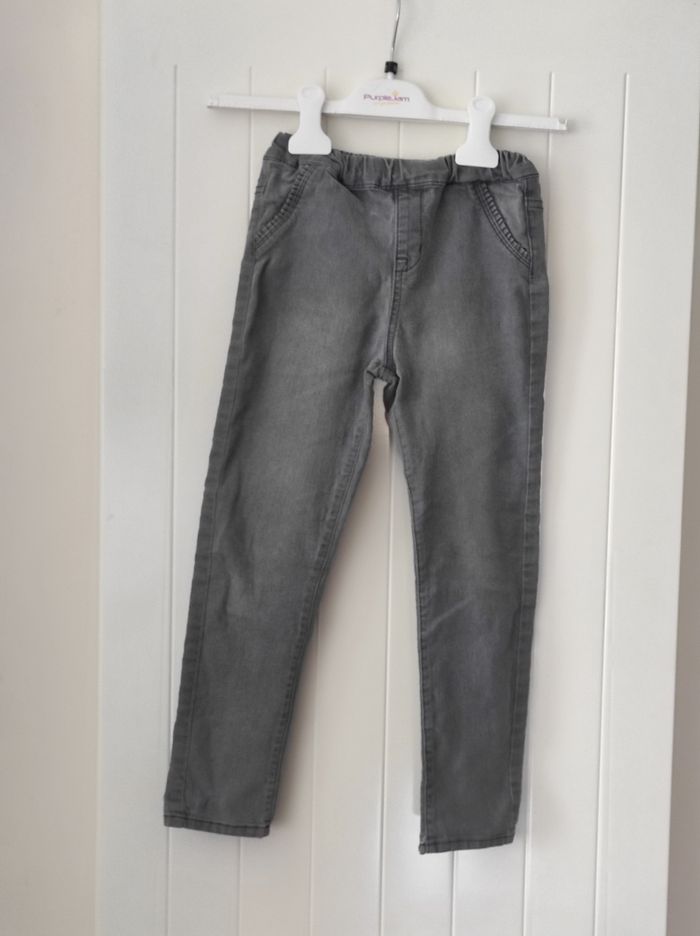 👧 Jegging fille 8 ans – Gris clair – Très bon état - photo numéro 2