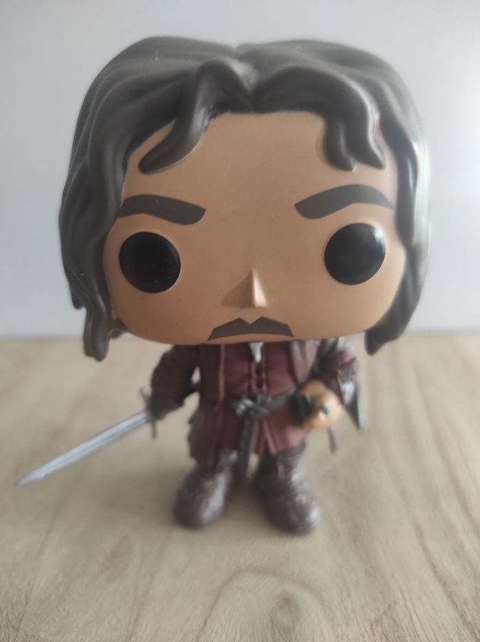 Figurine Funko pop Aragorn 531 SANS boîte ( Le Seigneur des Anneaux )