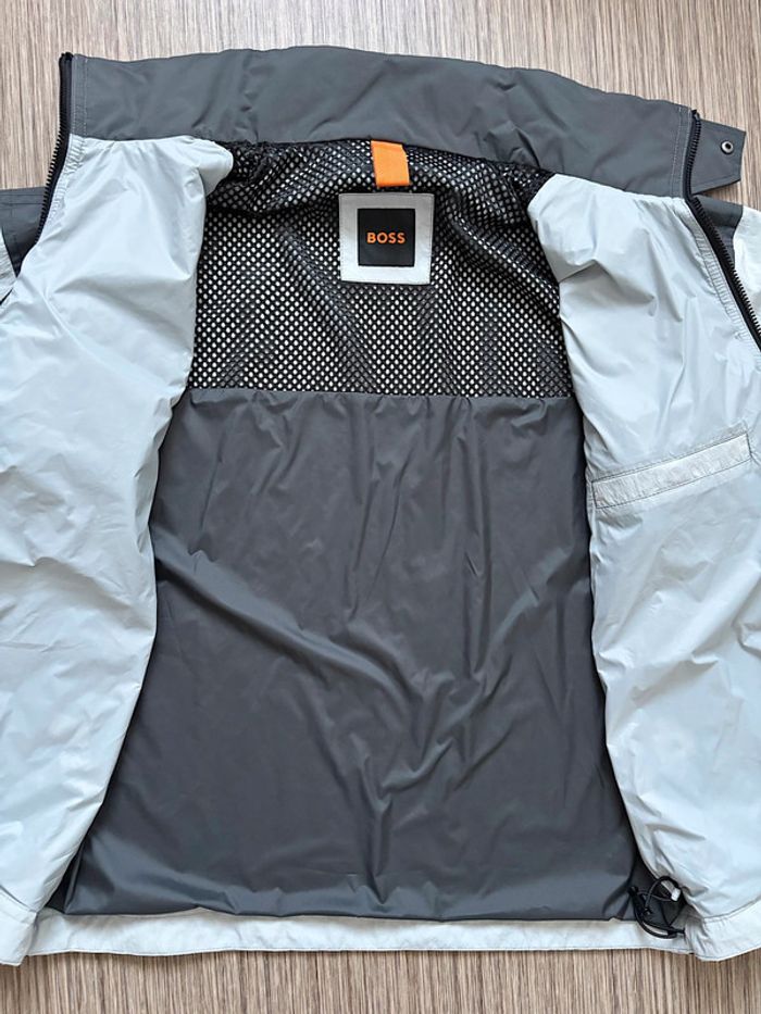 Veste Hugo Boss Neuve - photo numéro 8