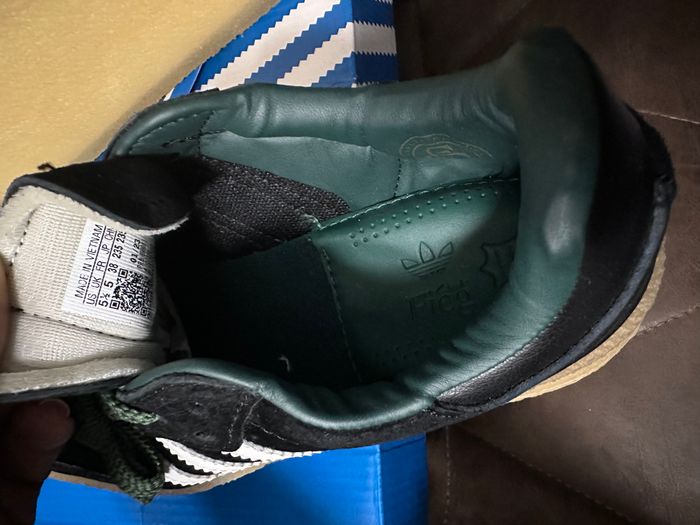 Basket neuve adidas pointure 38 - photo numéro 8