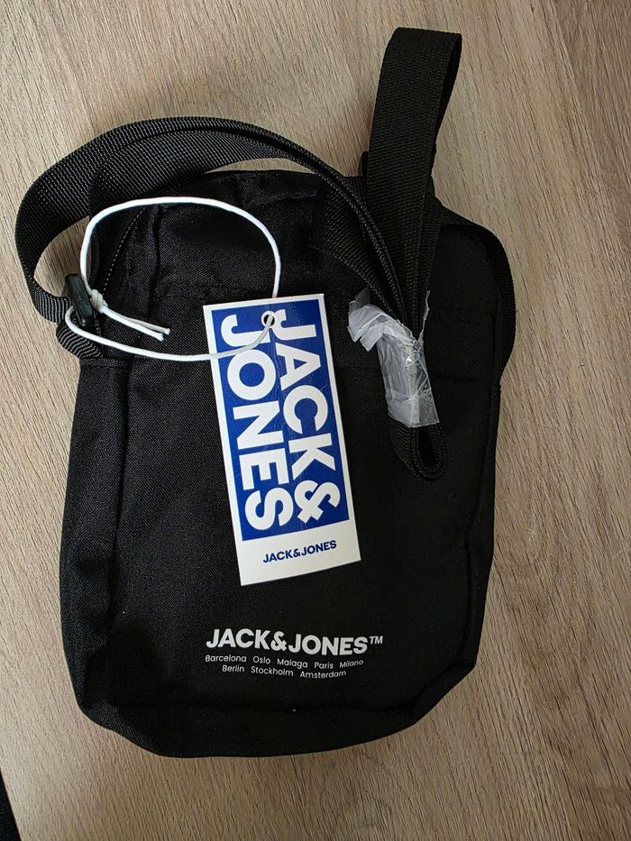 Sacoche bandoulière J&J